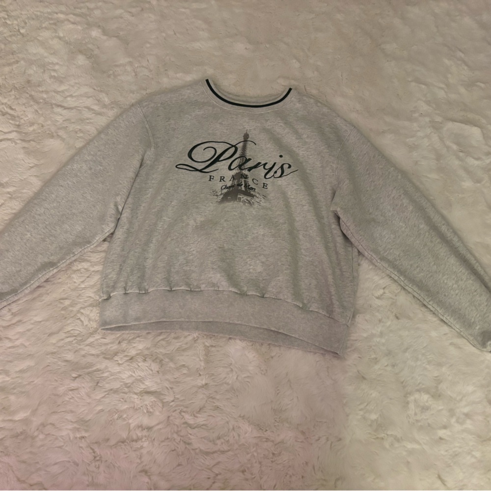 Hollister Light Gray Fleece Pullover